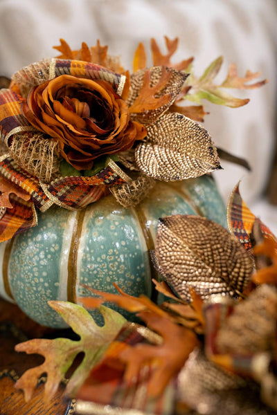 All Fall Decor Doesn't Have To Be Orange